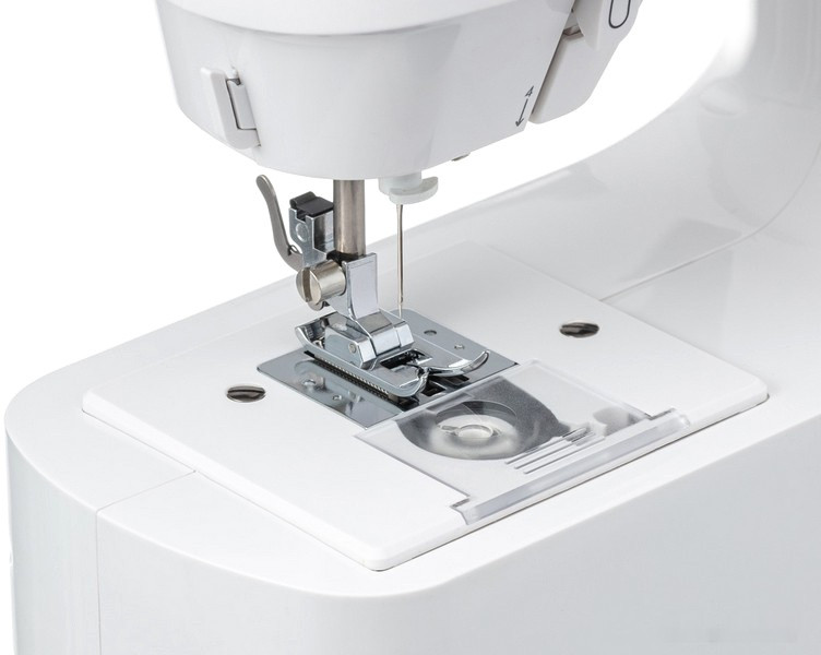 Электромеханическая швейная машина Chayka ComfortStitch 11