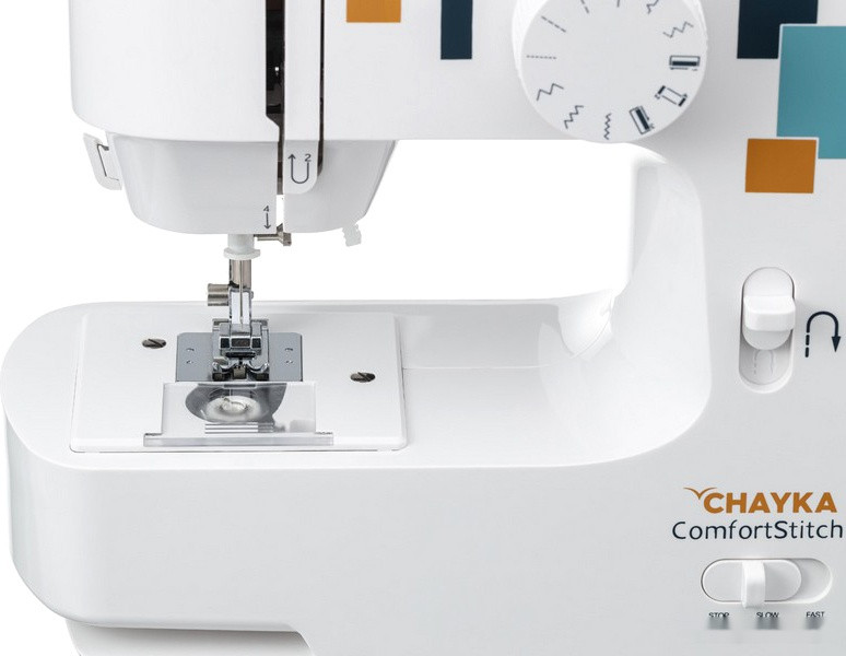 Электромеханическая швейная машина Chayka ComfortStitch 11