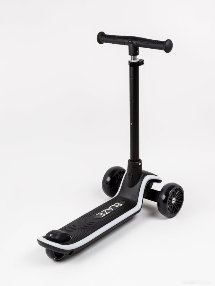 Самокат Amarobaby Blaze AB23-27BLA/09 (черный)