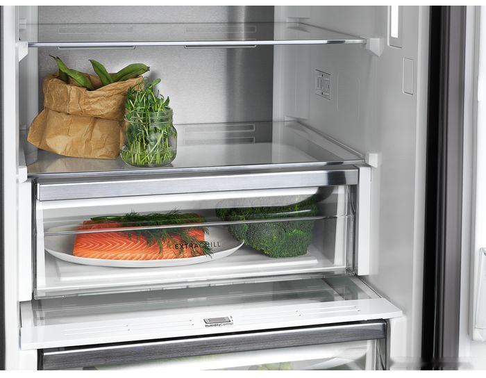 Холодильник Electrolux MultiSpace 800 LNT7ME36K2