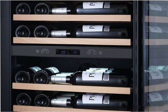 Винный шкаф Libhof Sommelier SMD-110 slim black