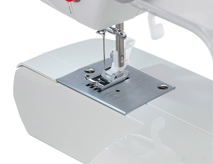 Электромеханическая швейная машина Veritas Janis