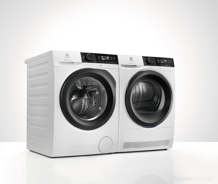 Стиральная машина Electrolux UltraCare 800 EW8F229SP