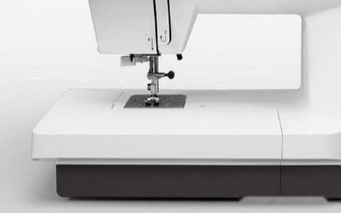 Электромеханическая швейная машина Janome 1522DG