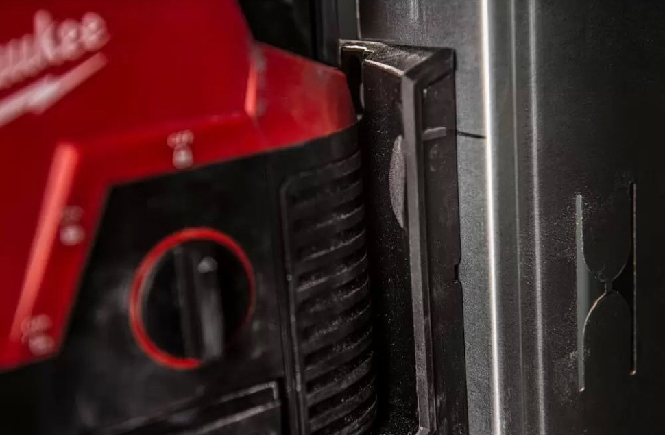 Лазерный нивелир Milwaukee M12 CLLP-301C 4933478100 (с 1-им АКБ)