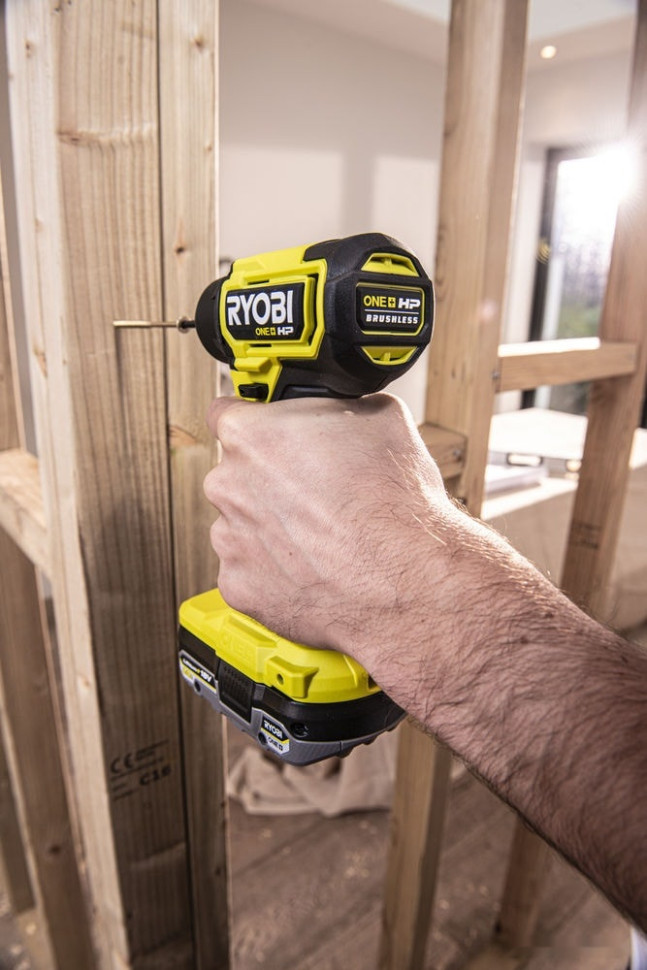 Винтоверт Ryobi RID18C-0 5133004938 (без АКБ)