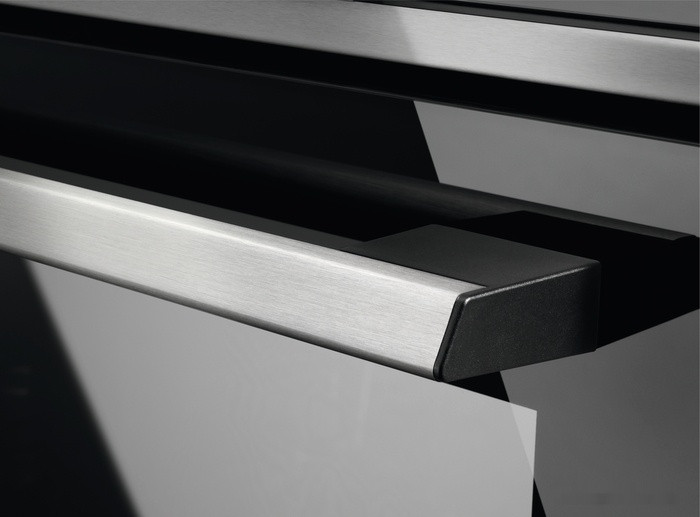 Духовой шкаф Electrolux EOF5C70X