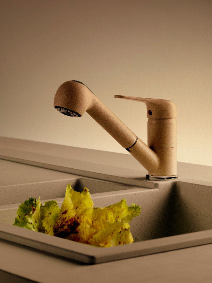 Смеситель Franke Novara Plus миндаль (с выдвижным шлангом)