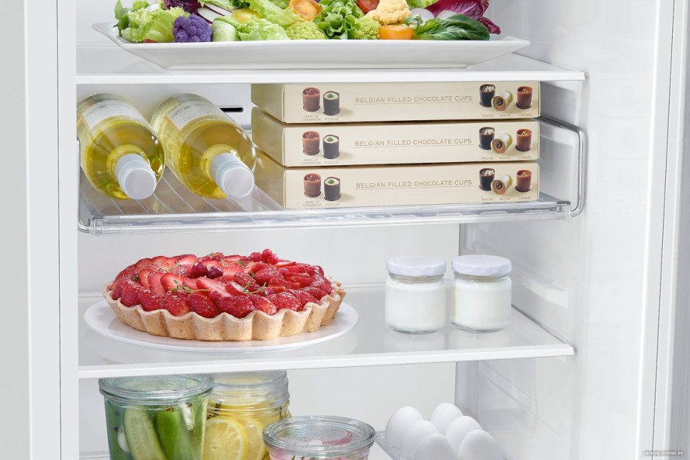 Холодильник Samsung BRB26602EWW/EF