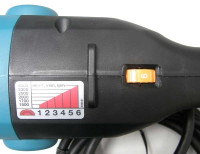 Угловая шлифмашина Makita SA7000C