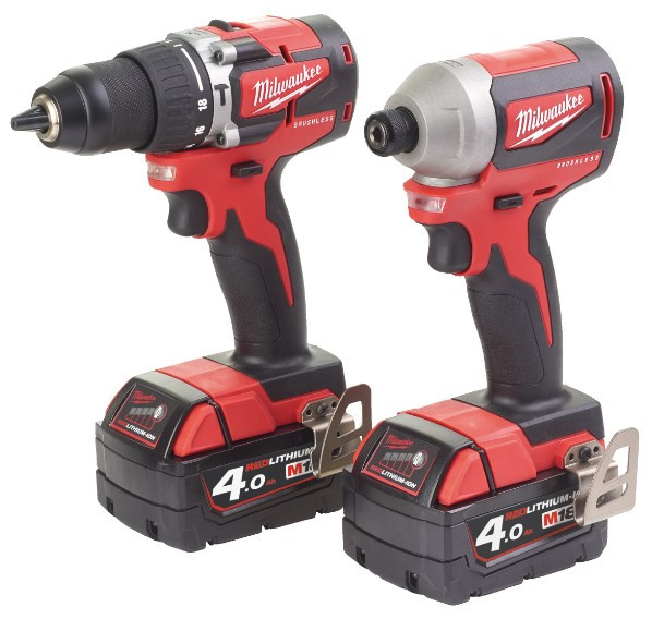 Набор электроинструмента Milwaukee M18 BLCPP2B-402C 4933492836 (шуруповерт, винтоверт, 2 АКБ, кейс)