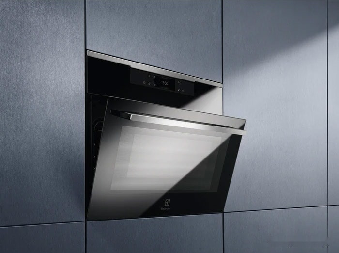 Духовой шкаф Electrolux VKL8E08WX