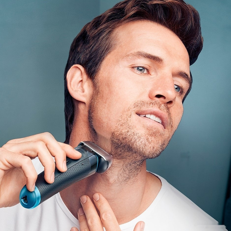 Электробритва мужская Braun Series 8 8325s Wet & Dry