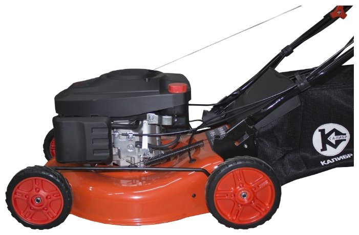 Газонокосилка Калибр ГКБС-4/450