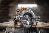 Дисковая (циркулярная) пила AEG Powertools BKS 18SBL-0 4935479660 (без АКБ)