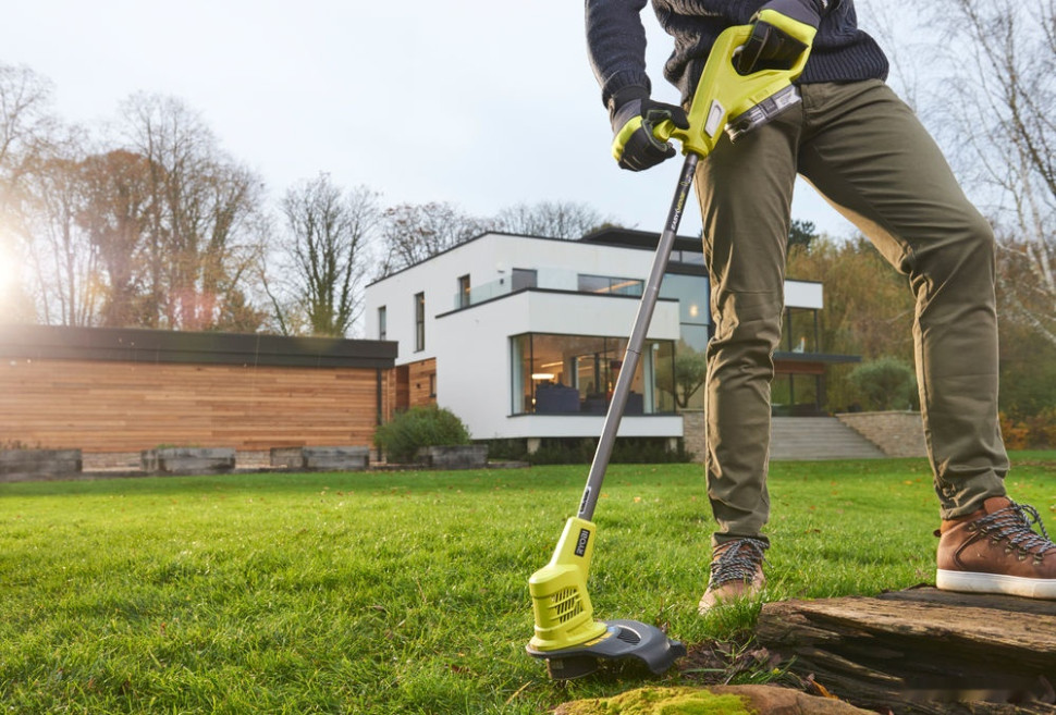 Триммер Ryobi RLT1825M15S (с 1-им АКБ)