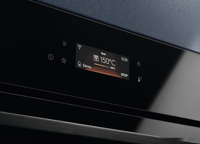 Духовой шкаф Electrolux AssistedCooking SENSE 800 KOEBP39WZ