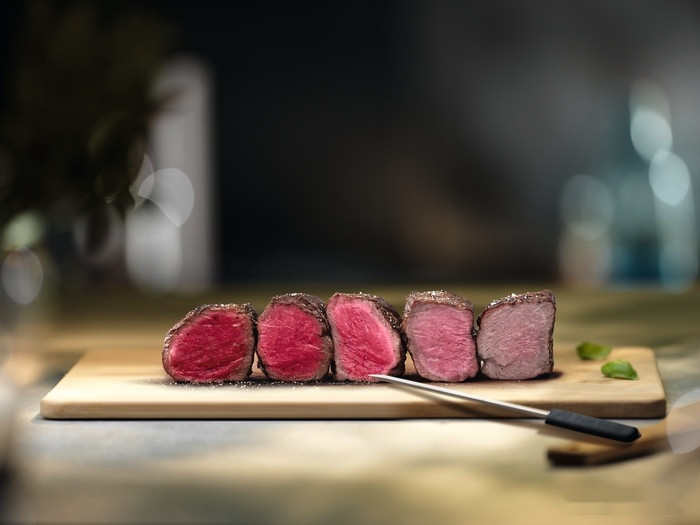 Духовой шкаф Electrolux AssistedCooking SENSE 800 KOEBP39WZ