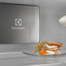 Холодильник Electrolux ENP7TD75S