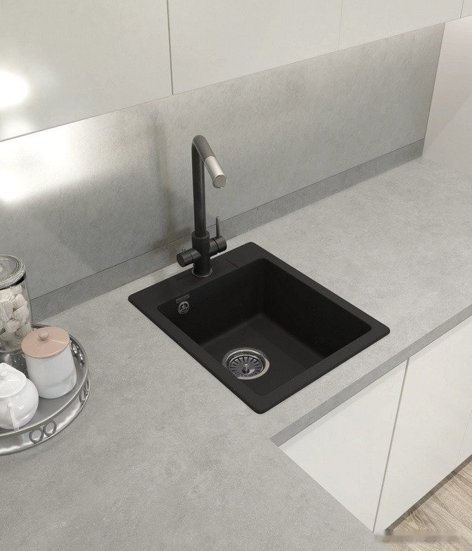 Кухонная мойка GranFest Urban GF-UR-245 (черный)