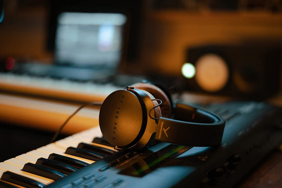 Наушники Beyerdynamic DT 700 Pro X