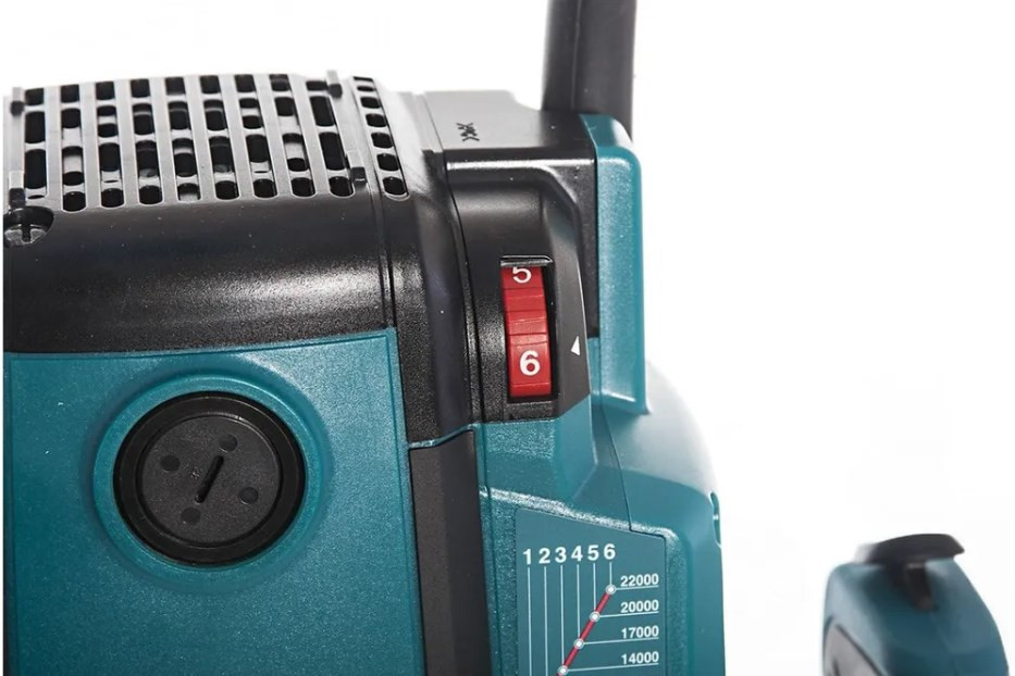 Фрезер Makita RP2302FC02