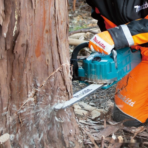 Аккумуляторная пила Makita UC016GZ01 (без АКБ)