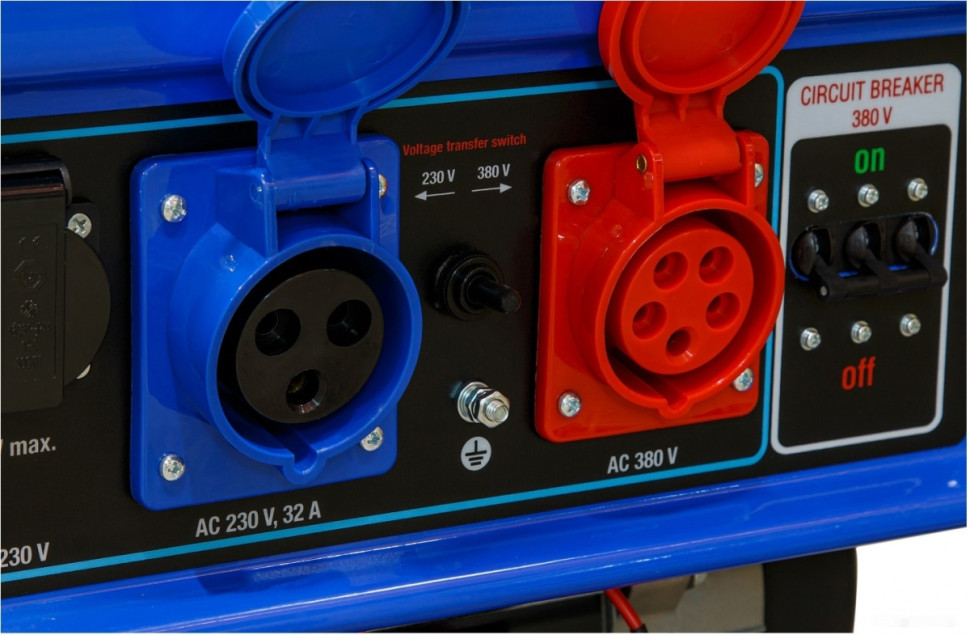 Генератор Eco PE-9001E3FP