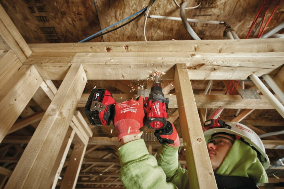 Дрель-шуруповерт Milwaukee M18 FUEL M18FDD3-502X 4933479863 (с 2-мя АКБ 5 Ач, кейс)