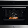 Духовой шкаф Electrolux EOE8P39WX
