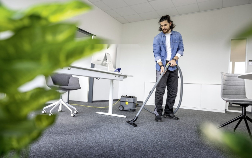 Промышленный пылесос Karcher T 10/1 Adv 1.527-308.0