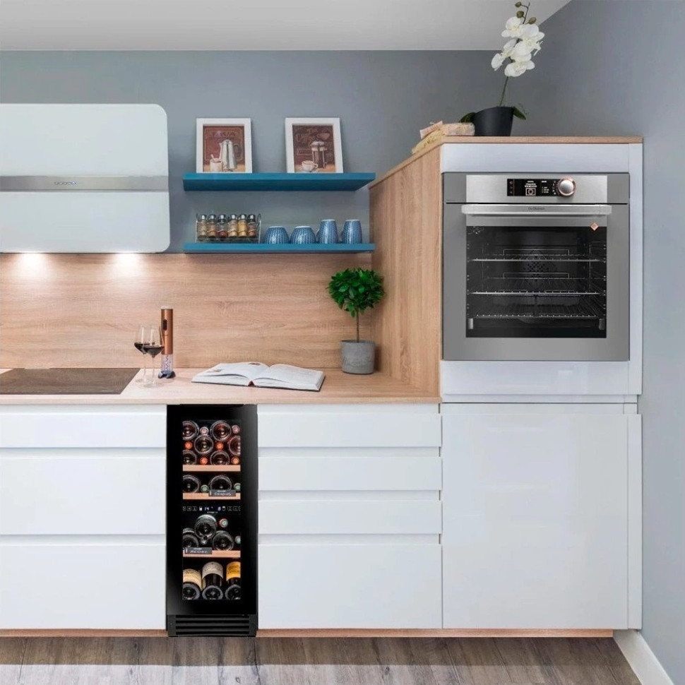 Винный шкаф Avintage AVU27D82